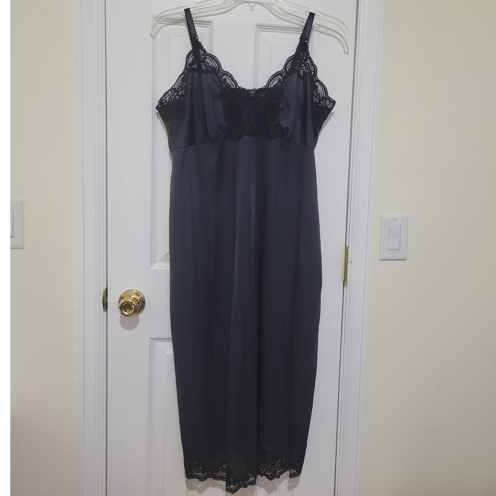 Vintage Lane Bryant Intimates Black Lace Trim Full Slip Antron Nylon USA‎ 14/16